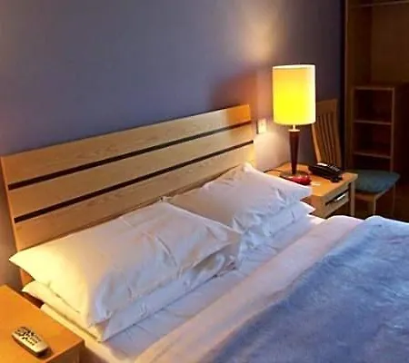 Pier Head & Leisure 3*