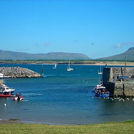 호텔 Pier Head & Leisure
