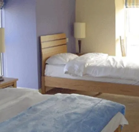فندق Pier Head & Leisure 3*