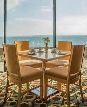 فندق Pier Head & Leisure 3*