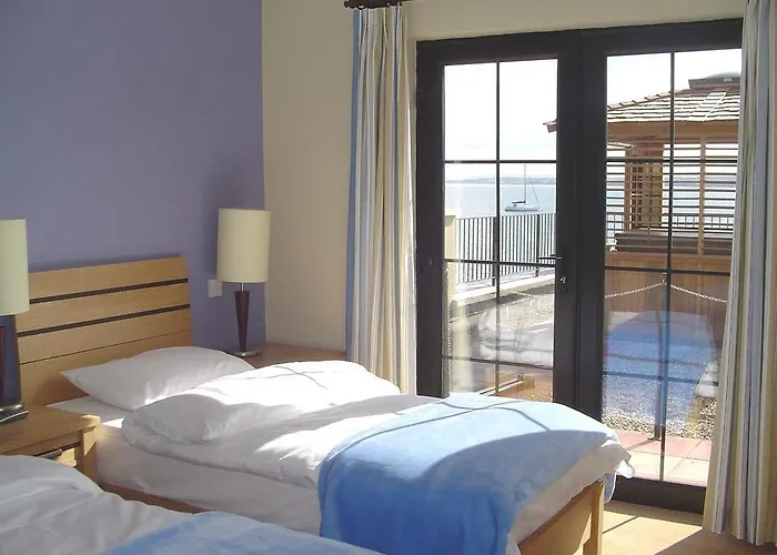 Pier Head & Leisure Hotel Mullaghmore