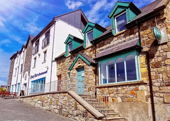 Pier Head & Leisure Hotel 3*